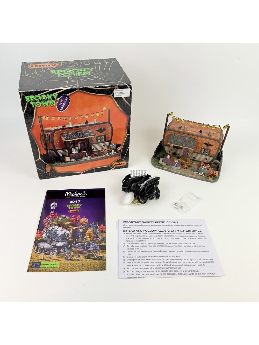 Lemax Spooky Town Creepy Camper Halloween House 75186